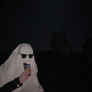 Meet your Posher, Kai